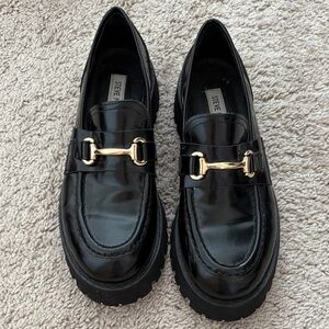 Steve Madden Lando Black Leather Loafers with Gold Buckle